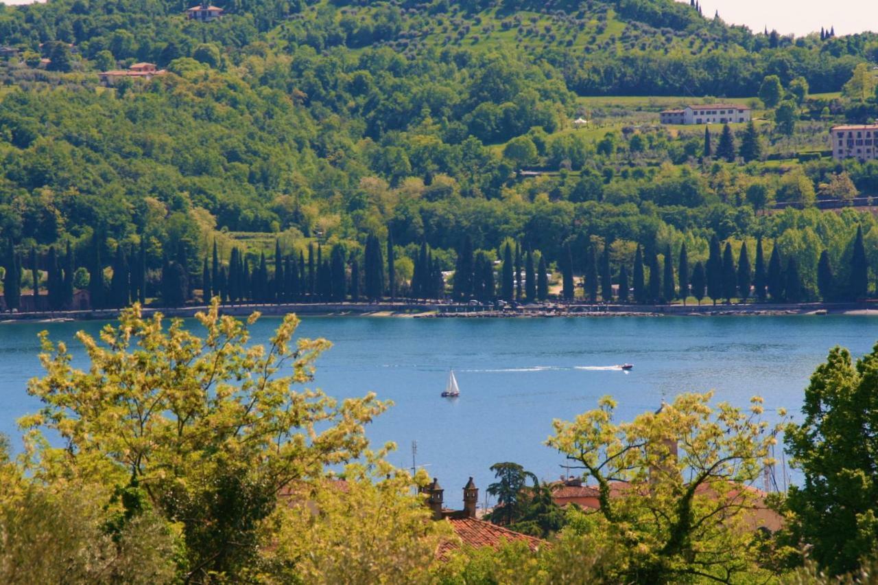 Agriturismo Podere Nigriano Séjour à la ferme Salò